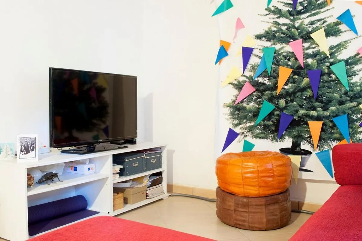 Apartment Canali Sud, Central, Fiber, Free Parking & Fire Tv Modena